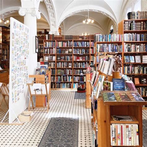 Chronicle Books .